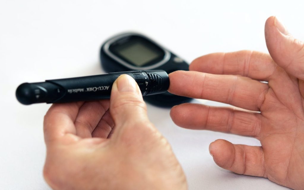 12 simple tips to prevent blood sugar spikes